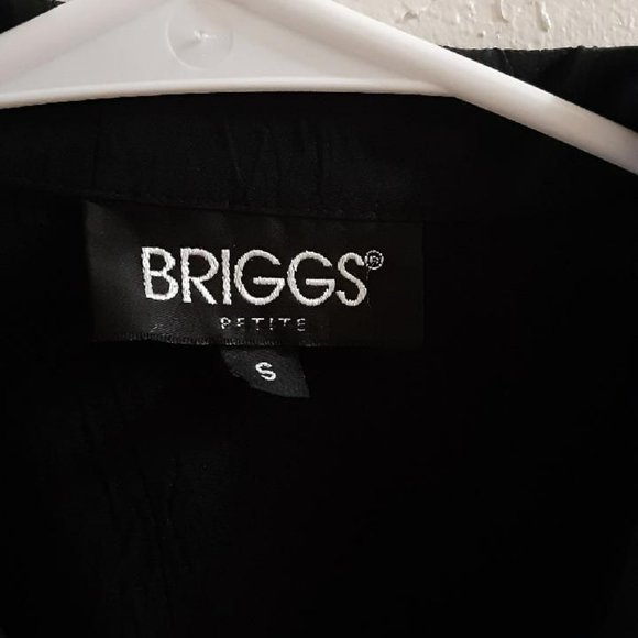 Briggs New York Petite Button Down Short Sleeve Blouse (Retro) - Picture 3 of 3